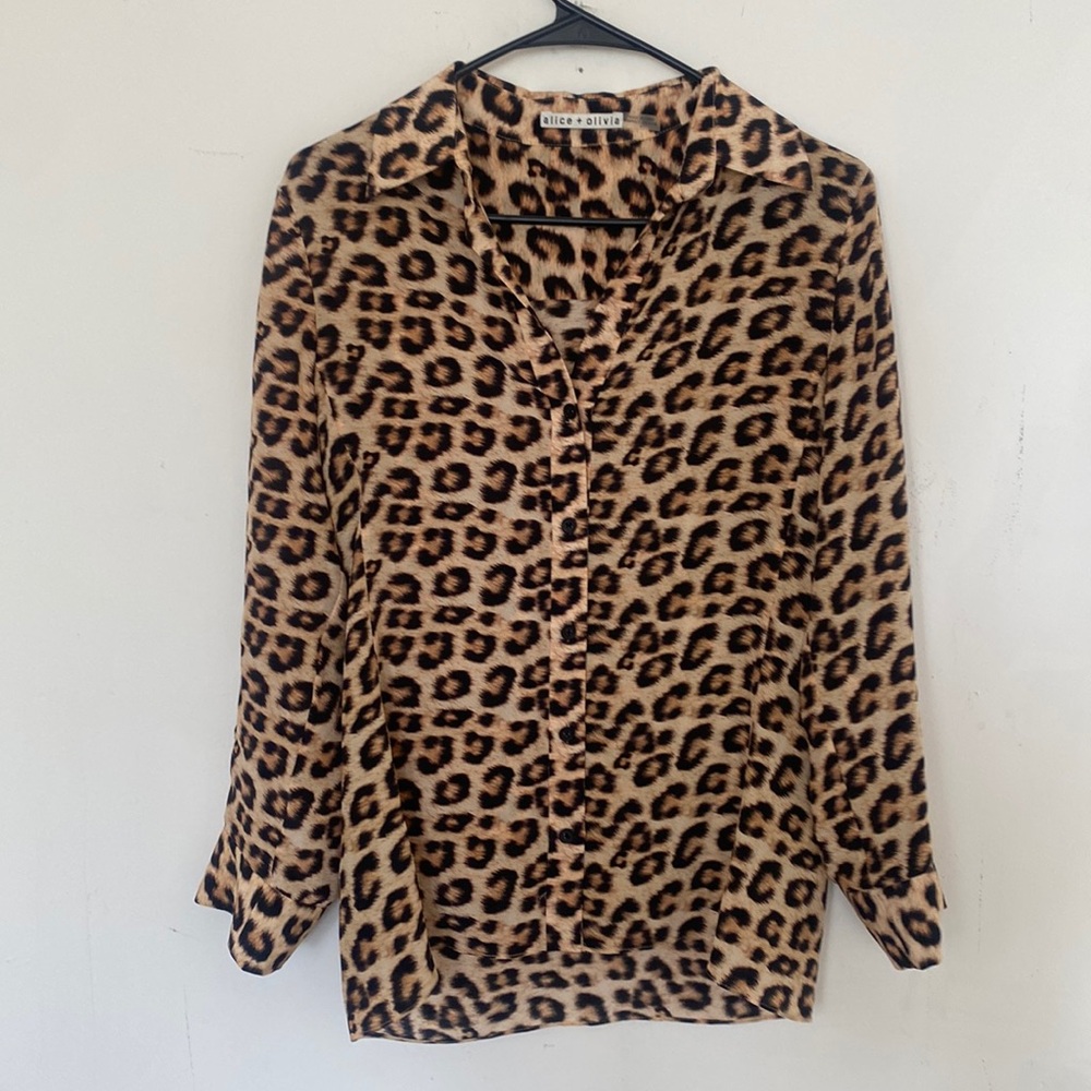 Alice + Olivia Leopard Print Button-Up Blouse in Tan and Black